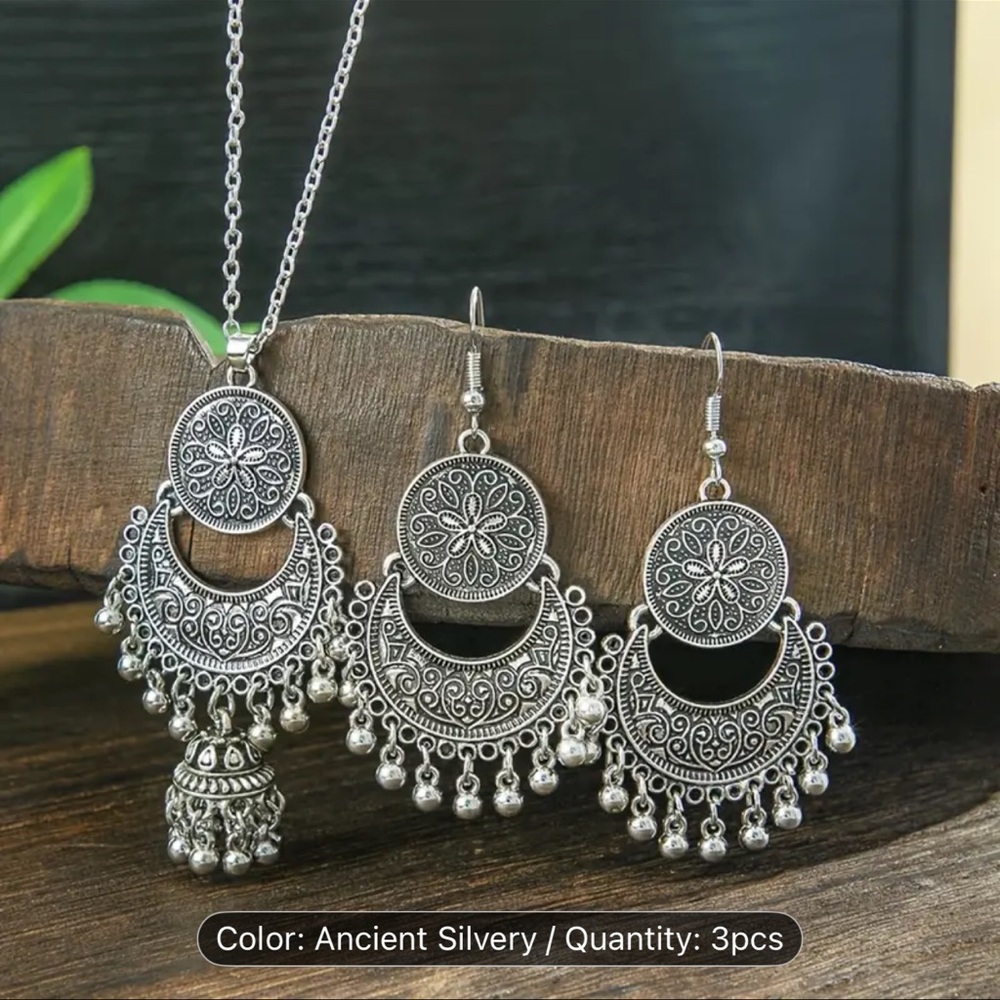 Fashion Jewelry Antique Silver Earrings Set